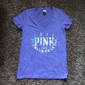 NWOT VS lavender v-neck shirt
